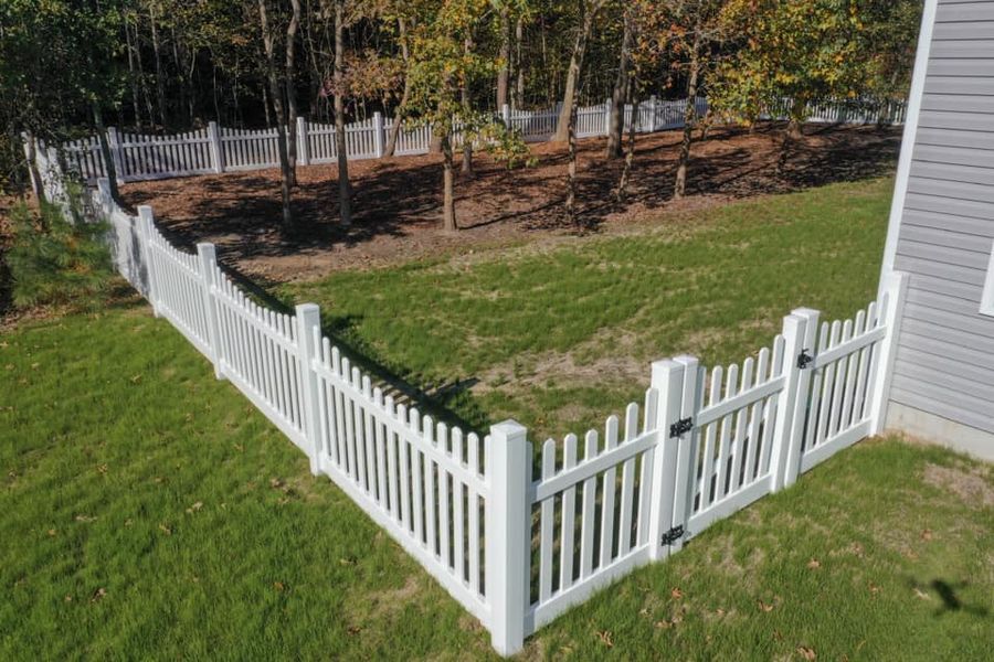 Milton%C%DE%%E%%D%Seaside%Scallop%fence